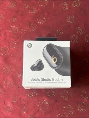 Beats Studio Buds Plus + Black
